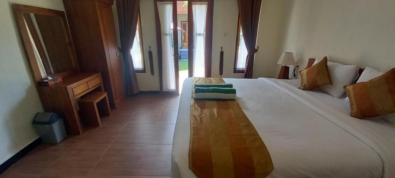 D'Lebah Homestay Nusa Penida Exteriör bild